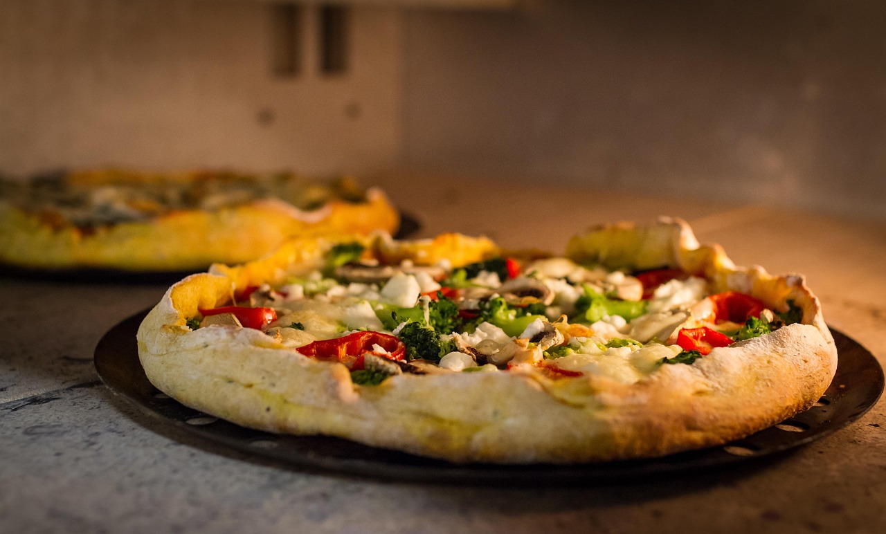 Pizzeria: the banner photo of its sample QR menu